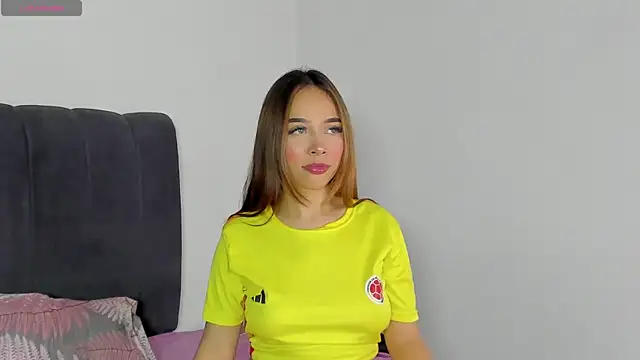 Snapshot of Evelin888 chatting on 06-17-26, 07:46 Evelin888 online show from 06-17-26, 07:46