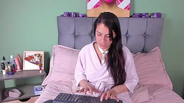 hazz smith online show from 11-27-25, 04:24