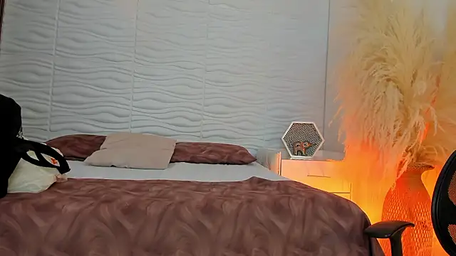 lilithDraven  online show from 03-19-26, 04:12