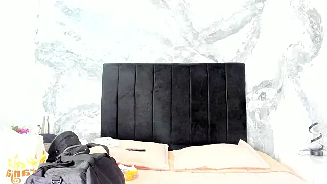 lilithDraven  online show from 03-11-26, 04:17