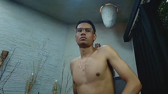 PeterSanders1 online show from 11-18-25, 11:46