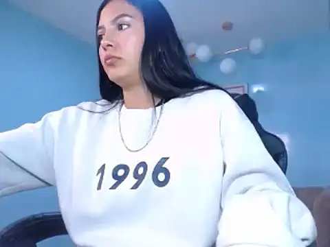 charlotte jhonson t  online show from 11-10-25, 08:47