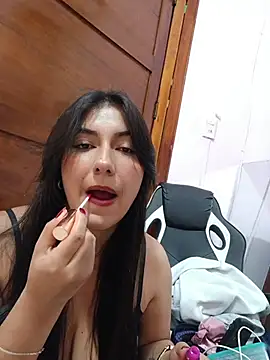 ViolettaWalton1 online show from 06-07-26, 03:23