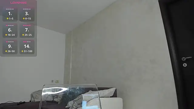 foxx giirl online show from 11-16-25, 05:45