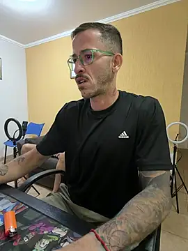 Lucasjandre online show from 06-22-26, 12:49