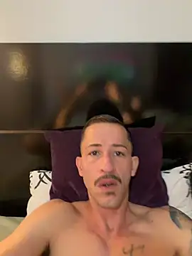 Lucasjandre online show from 06-24-26, 08:17