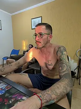 Lucasjandre online show from 06-15-26, 08:19