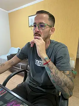 Lucasjandre online show from 05-17-26, 11:10