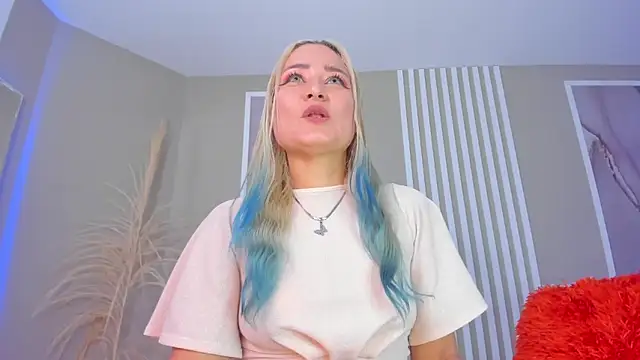 AlexaColdd online show from 12-20-25, 01:14