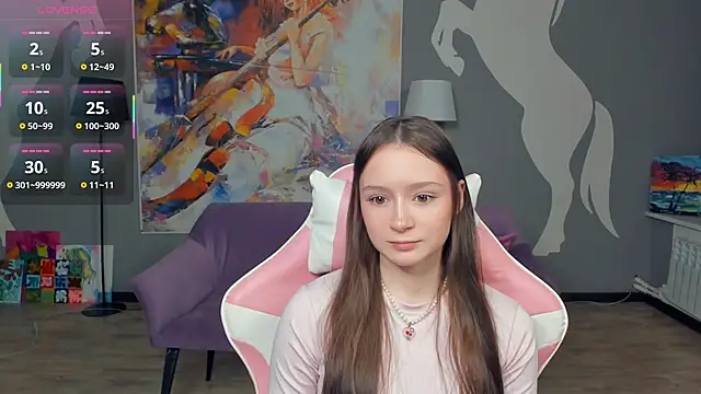 ElkeMumby online show from 11-11-25, 02:01