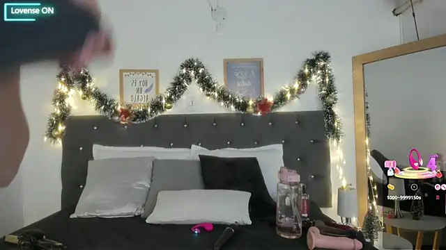 Sara puertaa  online show from 12-03-25, 05:12