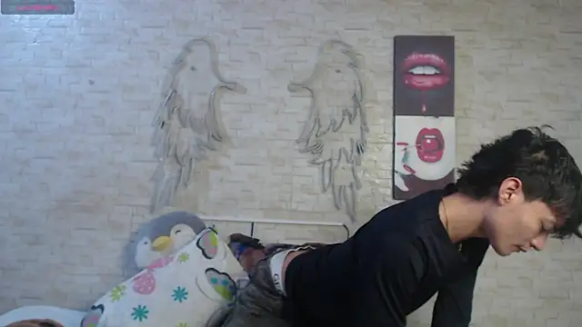 axel milo kairo and noa online show from 01-17-26, 02:09