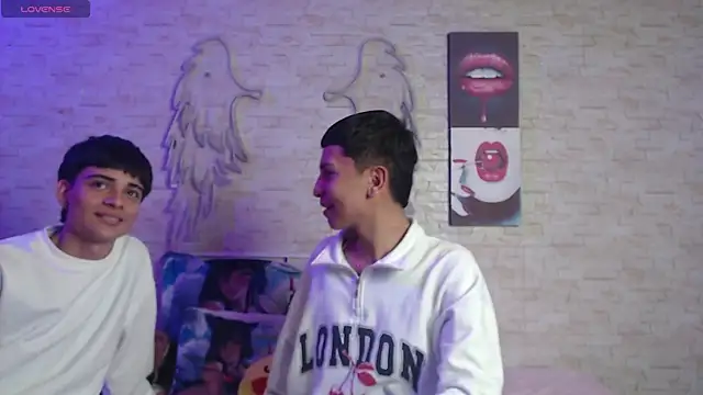 axel milo kairo and noa online show from 12-15-25, 06:36