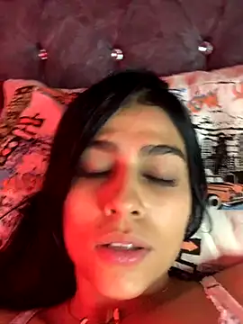 Snapshot of sunev88 chatting on 11-14-25, 12:03 sunev88 online show from 11-14-25, 12:03