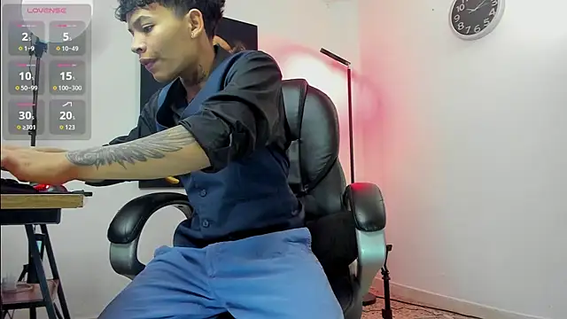 Juank wss online show from 11-12-25, 11:47