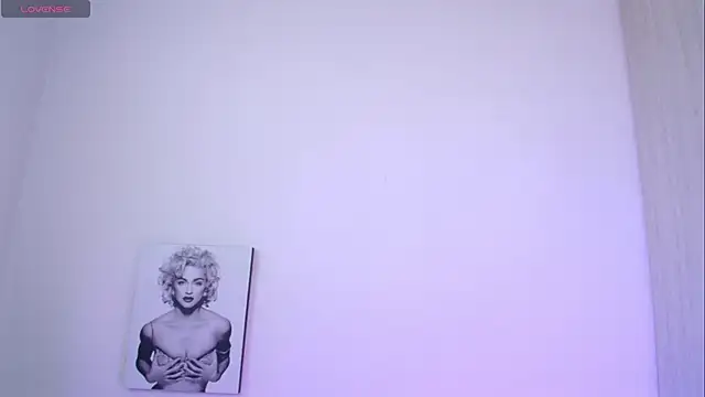 Millie bobby online show from 05-27-26, 09:00