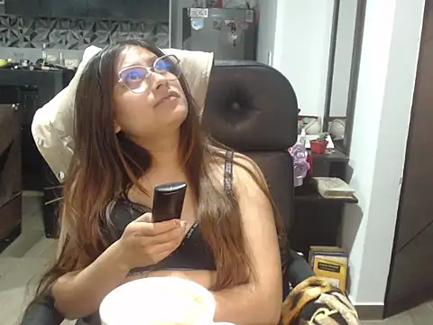 amatista katzenn online show from 02-06-26, 03:35