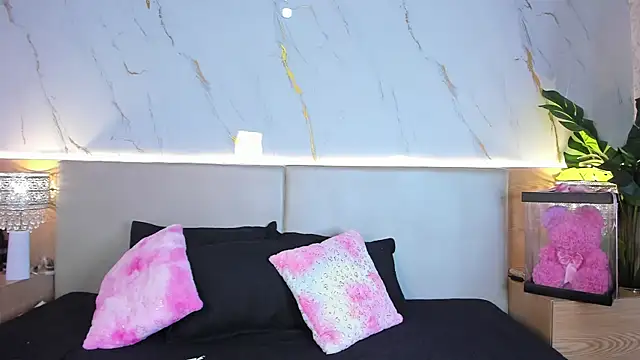 Snapshot of april_grey11 chatting on 05-22-26, 08:18 april grey11 online show from 05-22-26, 08:18
