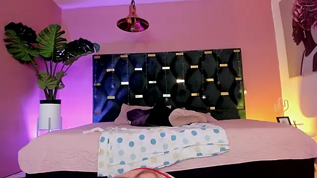 Velvet Dreamss online show from 03-20-26, 11:44