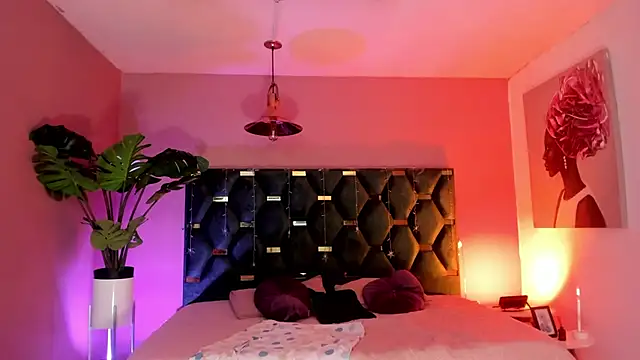 Velvet Dreamss online show from 03-17-26, 11:35