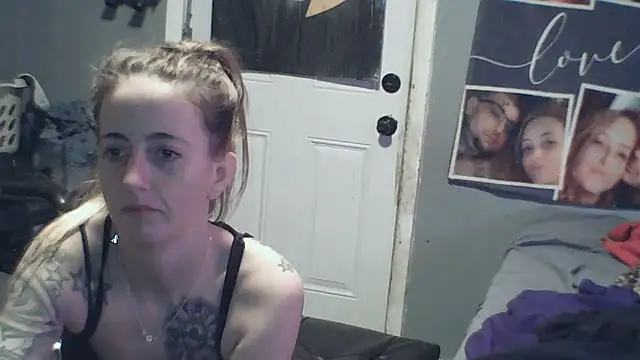 sexxxilexxxi44 online show from 12-20-25, 06:00