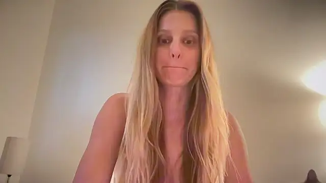 prettylittlekittycat online show from 06-15-26, 05:07