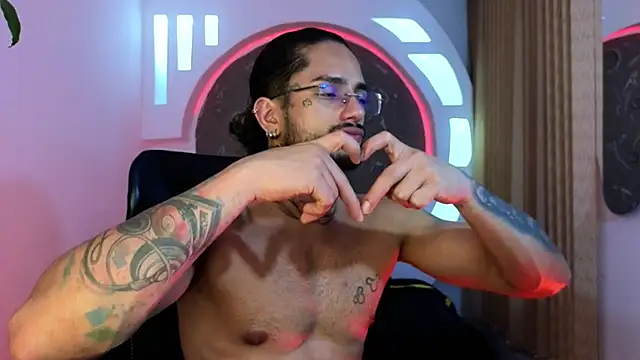 Alanrodgers online show from 12-17-25, 05:23