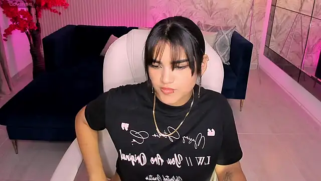 Snapshot of Kim_stonee chatting on 06-27-26, 07:42 Kim stonee online show from 06-27-26, 07:42