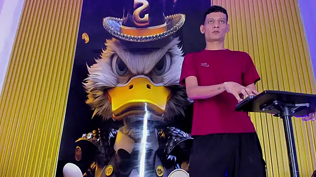 Jordan boy 18 online show from 11-14-25, 03:32