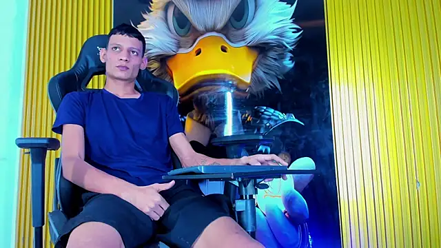 Jordan boy 18 online show from 11-18-25, 04:49