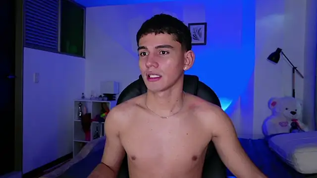 estebanperez 26 online show from 04-22-26, 10:55