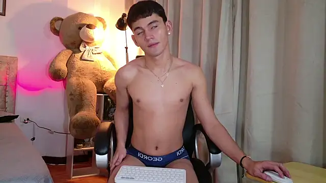 estebanperez 26 online show from 05-09-26, 11:13