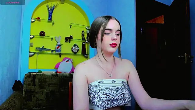 AlicaLOVEalisa777 online show from 05-20-26, 06:38