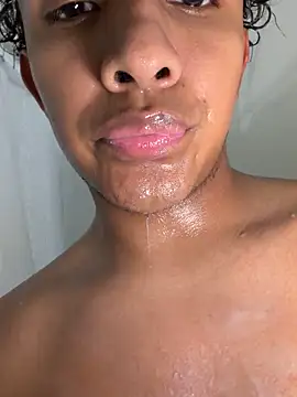 Ashleythelatina online show from 11-18-25, 09:18