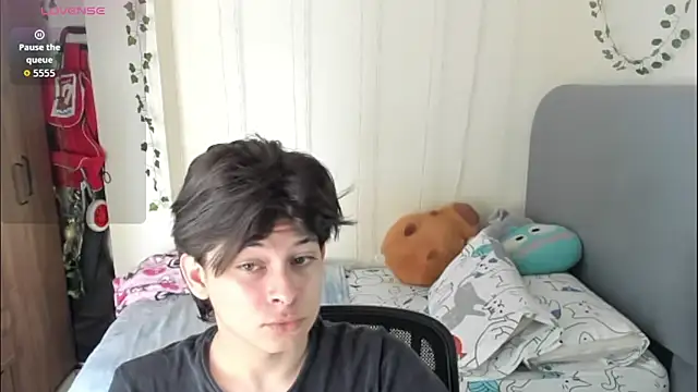 Felix kitty online show from 02-05-26, 06:59