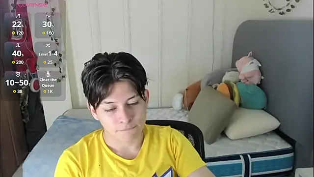 Felix kitty online show from 02-19-26, 06:38