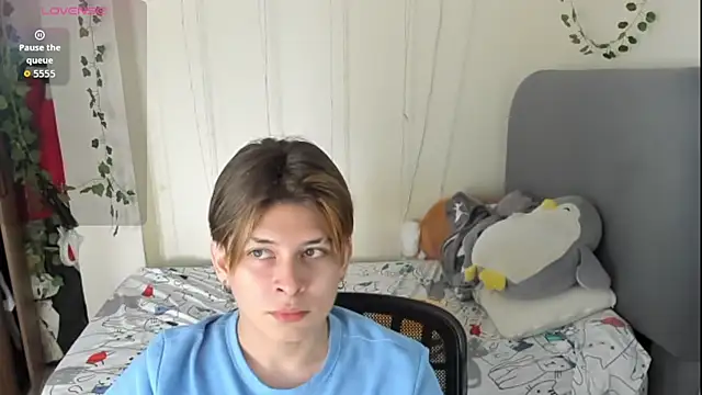 Felix kitty online show from 12-03-25, 07:13