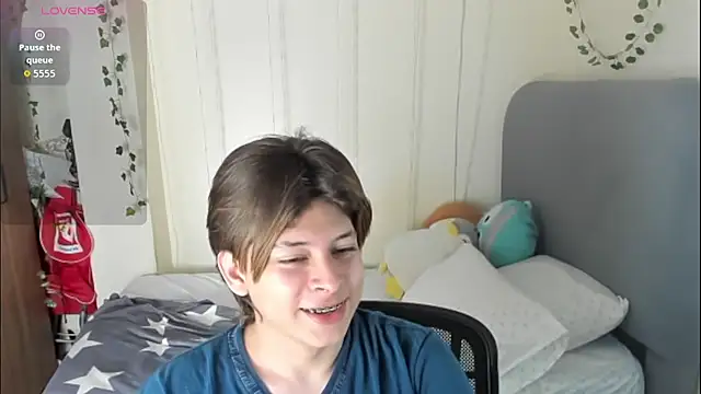 Felix kitty online show from 01-10-26, 07:20