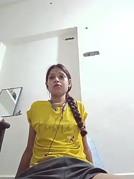 Mohnicute online show from 06-09-26, 08:32