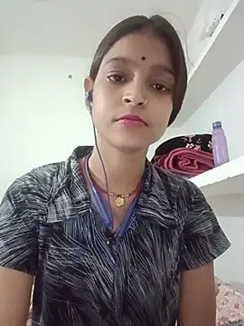 Snapshot of Mohnicute chatting on 05-17-26, 12:38 Mohnicute online show from 05-17-26, 12:38