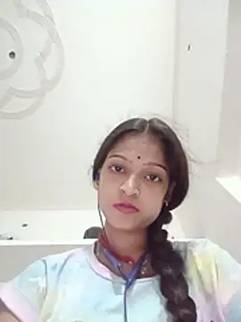 Mohnicute online show from 06-12-26, 06:38