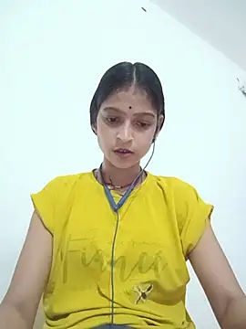 Mohnicute online show from 07-23-26, 05:42