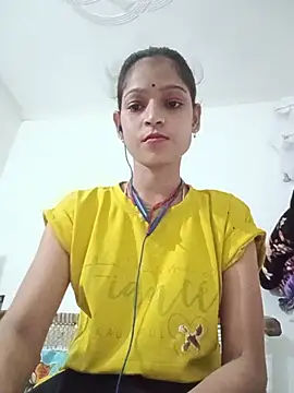 Mohnicute online show from 07-04-26, 07:29