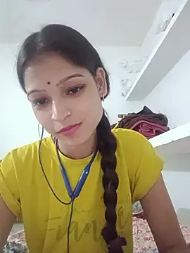 Mohnicute online show from 06-07-26, 05:18