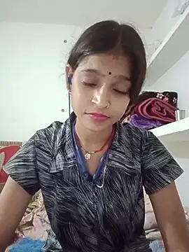 Snapshot of Mohnicute chatting on 05-16-26, 10:36 Mohnicute online show from 05-16-26, 10:36