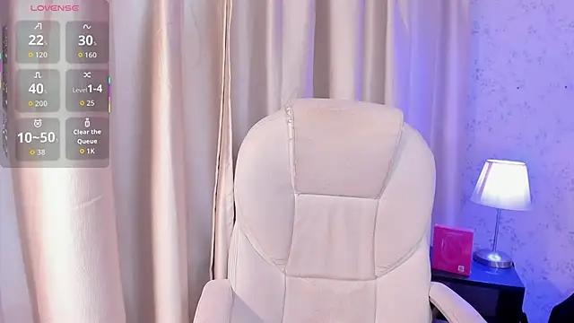 cleeo nile online show from 11-25-25, 04:02