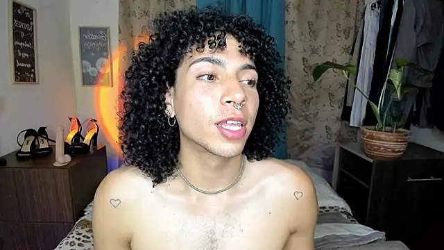 Angel White25 online show from 04-06-26, 01:45