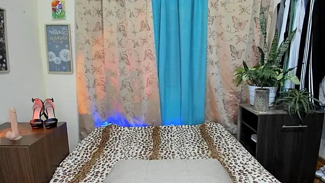 Snapshot of Angel_White25 chatting on 05-22-26, 09:57 Angel White25 online show from 05-22-26, 09:57