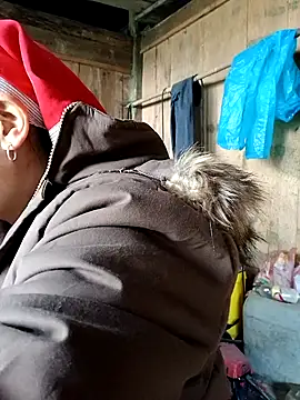 girl-hot2x online show from 12-19-25, 01:53