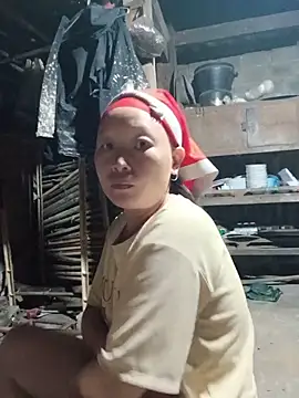girl-hot2x online show from 05-17-26, 10:21